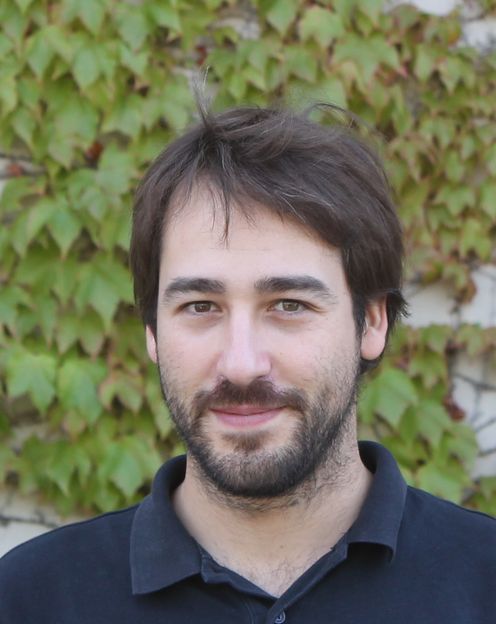 Víctor López